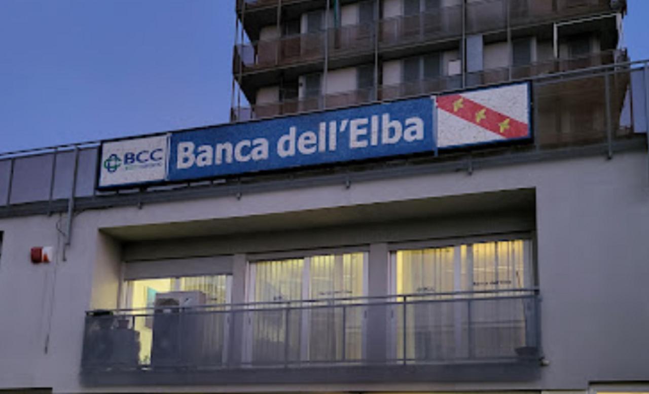 
	Una filiale della Banca dell'Elba di Portoferraio

