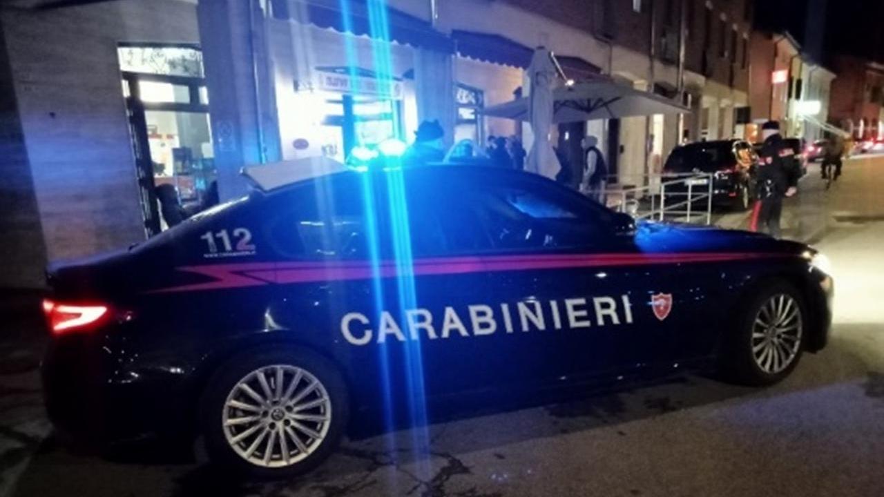 Bar sporco a Cento, arrivano i Nas: multa da 4mila euro