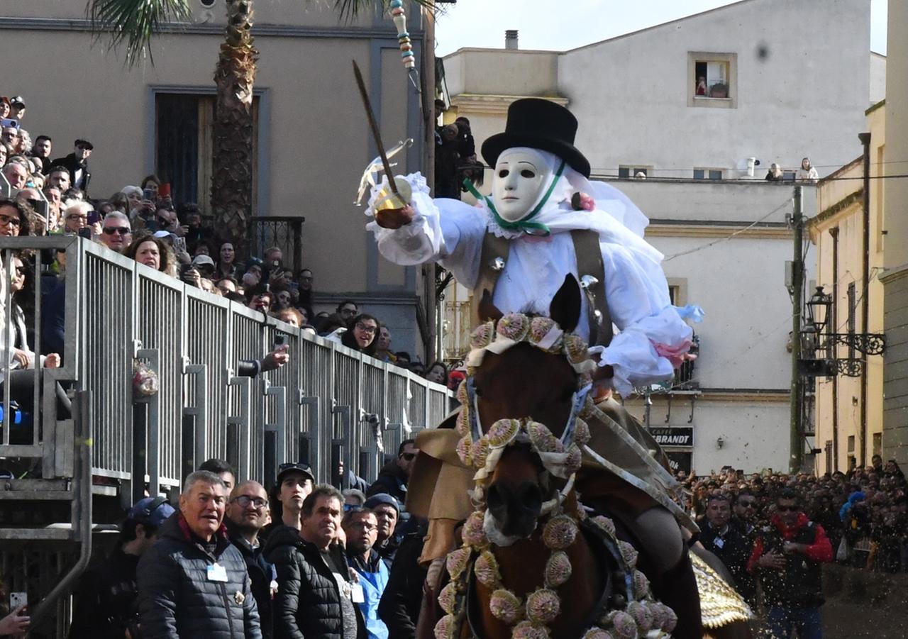 Oristano Su componidori Fabrizio Manca durante la corsa della Pariglia