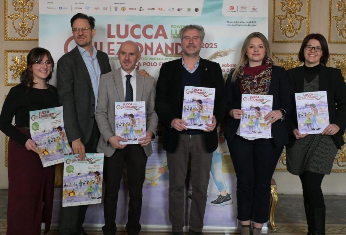 
	Al centro il sindaco Mario Pardini alla presentazione di Collezionando

