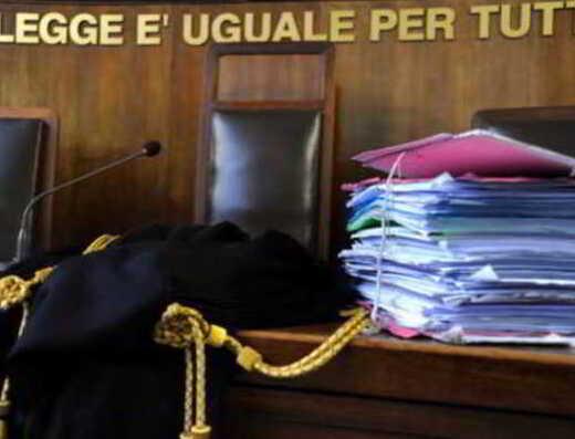 Ferrara, l’architetto delle auto di lusso a processo per bancarotta