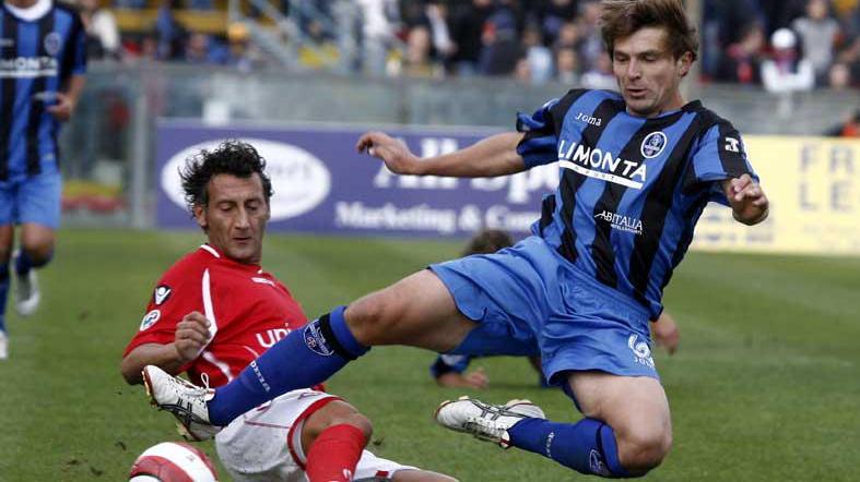 Kutuzov con la maglia del Pisa