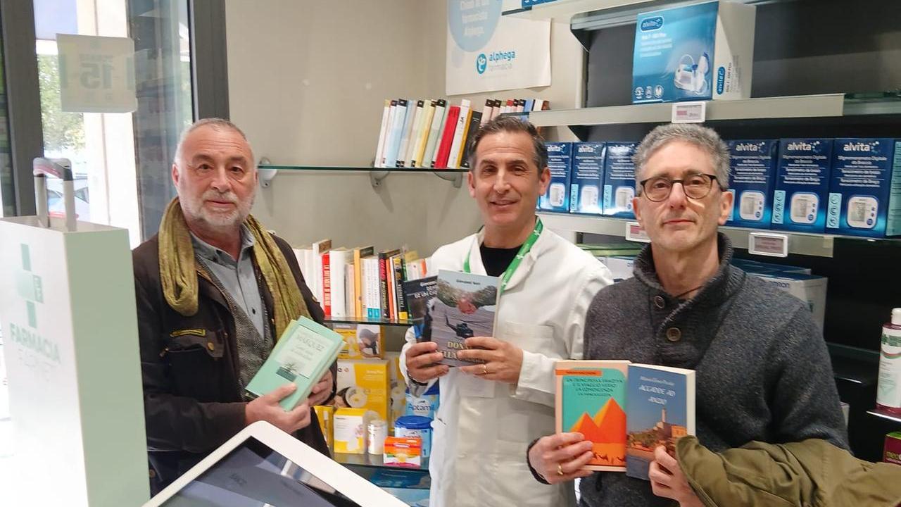 In farmacia c’è l’angolo del libro: l’attesa ora si inganna leggendo