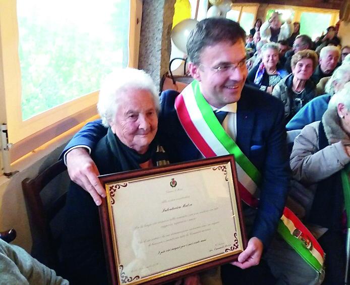 Monti in lutto per la scomparsa di zia Salvatorica, madre del guaritore Gianni Lutzu