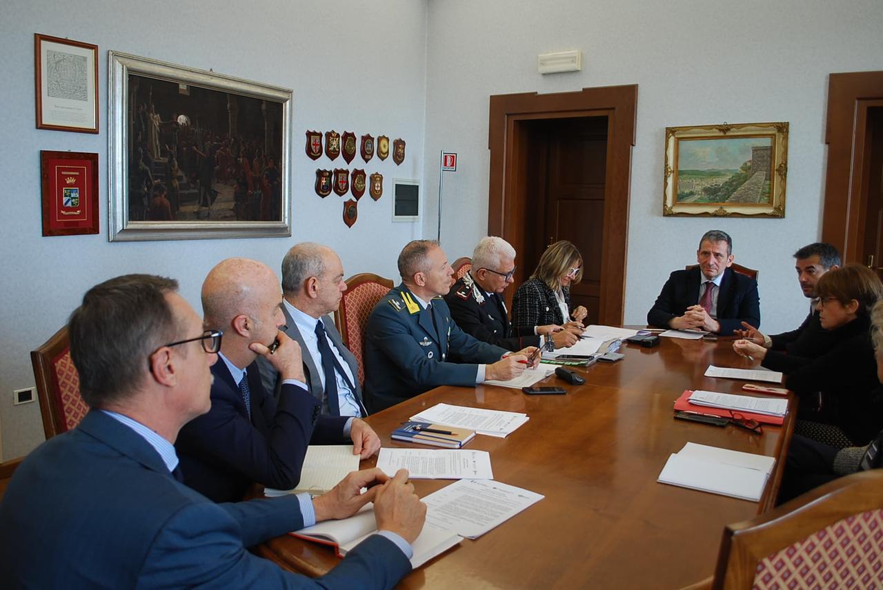 Cagliari, allarme furti e rapine in centro