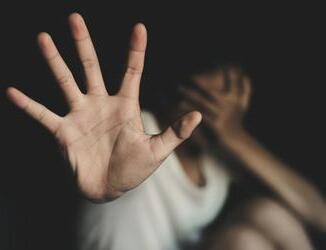 Tenta di violentare la colf, commerciante va in carcere 