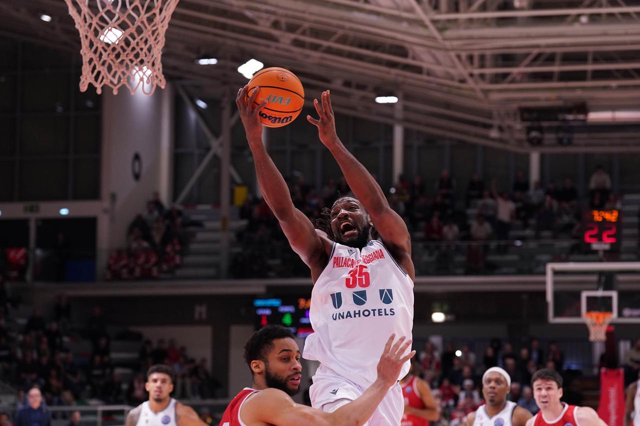 La Unahotels regala spettacolo: batte Manresa e si avvicina ai quarti di finale di coppa