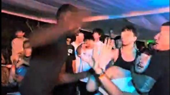 La rissa di ferragosto al Touch: due giovani citati a giudizio