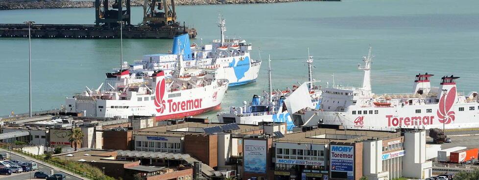 Authority, dopo la bocciatura Simone De Rosas nel mirino di una parte dei dem