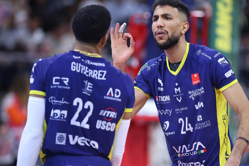 
	Ahmed Ikhbayri con Gutierrez

