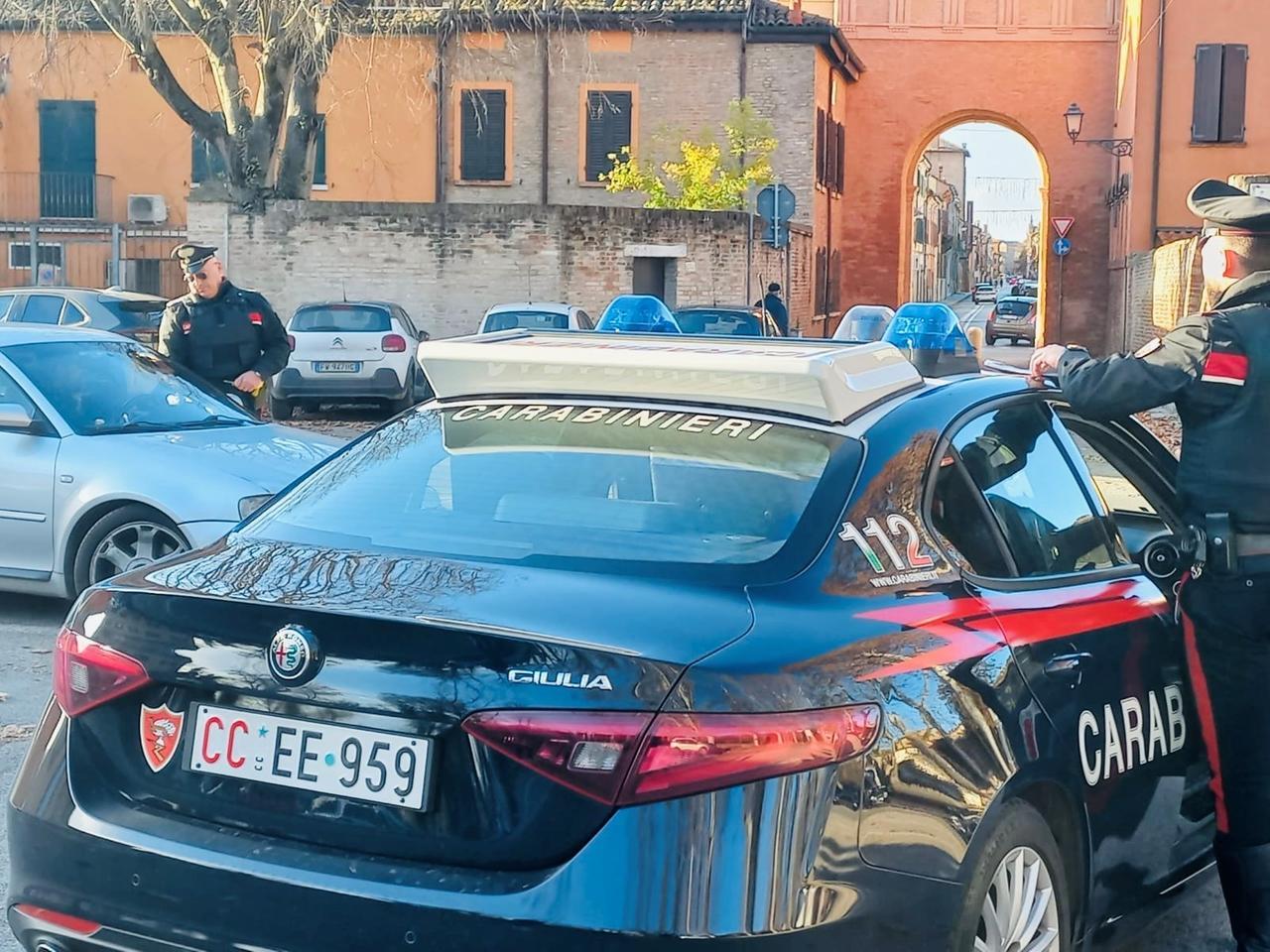 Sorpreso a spacciare eroina, 28enne arrestato a Ferrara