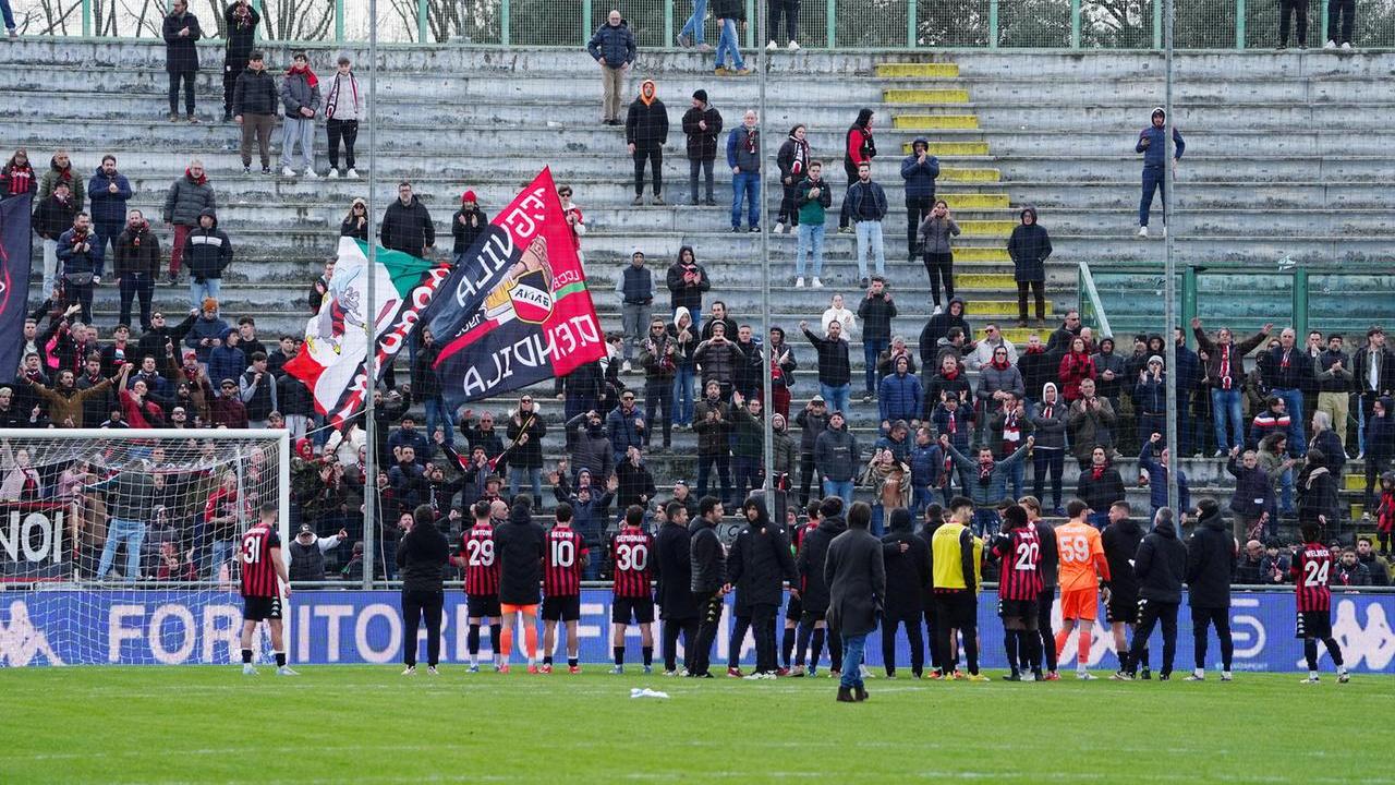 Per la Lucchese 6 punti di penalizzazione