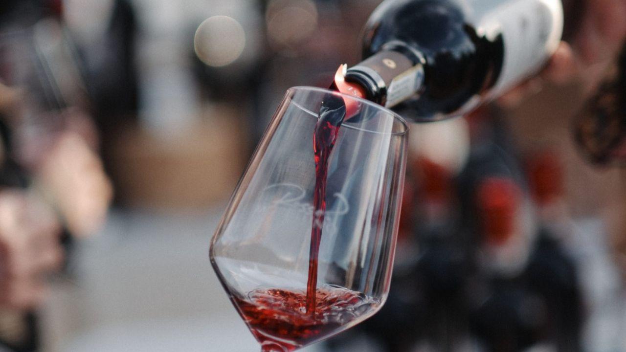 Un bicchiere di Morellino