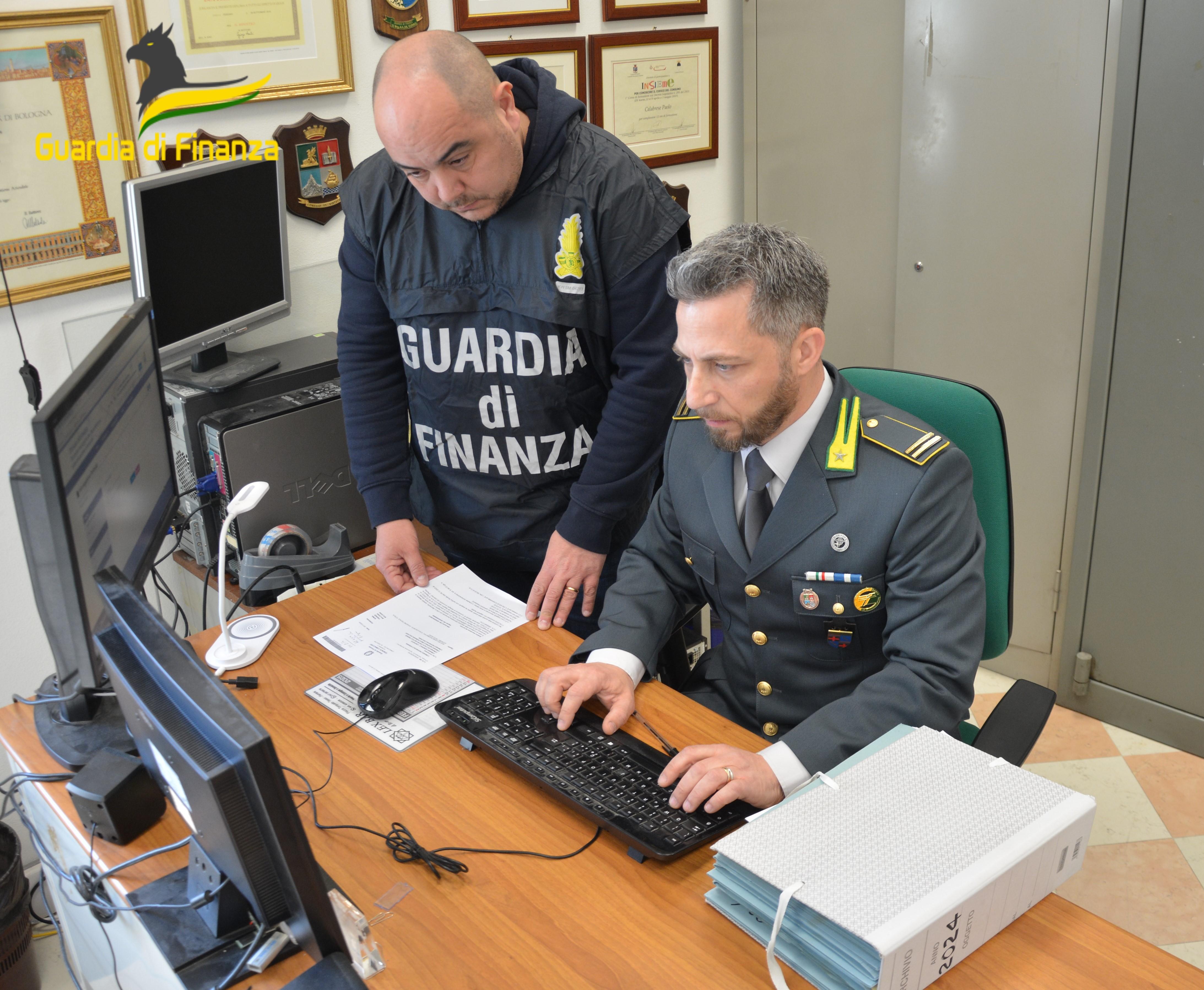 Creator di video hot evade il fisco per 110mila euro, ecco chi è