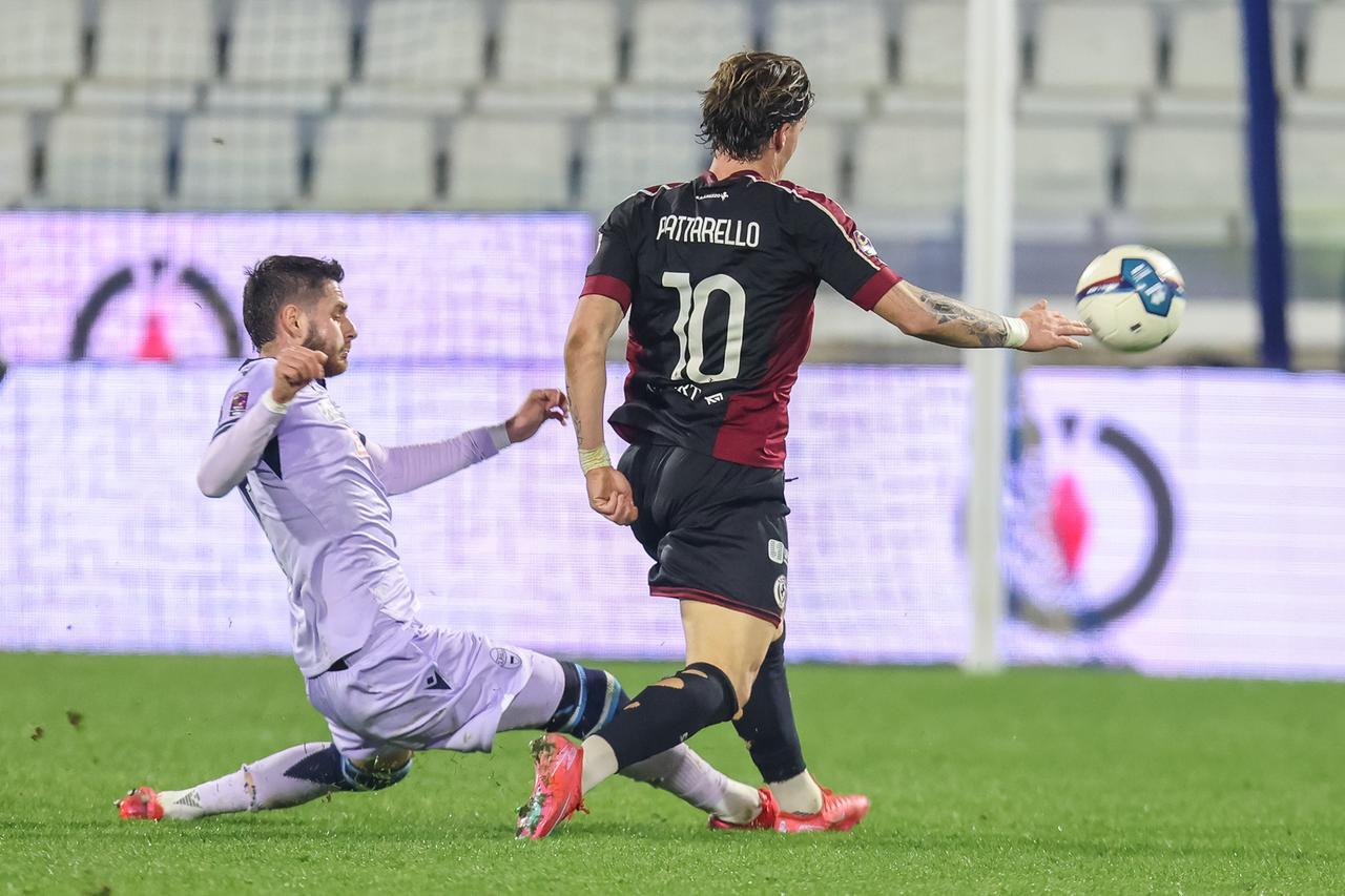 Video del gol subito, giocatore della Spal mette “mi piace”