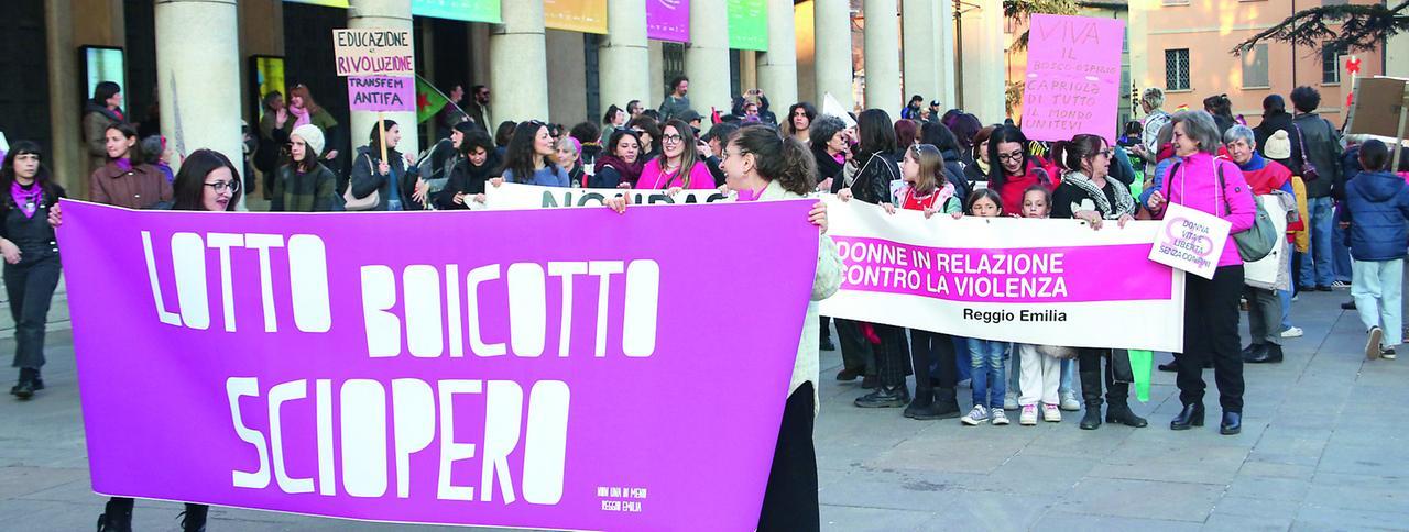 L’8 marzo in piazza: «Scioperiamo anche contro la guerra»