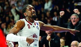 Unahotels, guarda in alto. Alle 18.15 al Bigi la sfida con Trapani