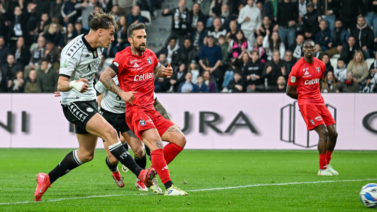 
	Lo Spezia batte 3-2 il Pisa al Picco&nbsp;

