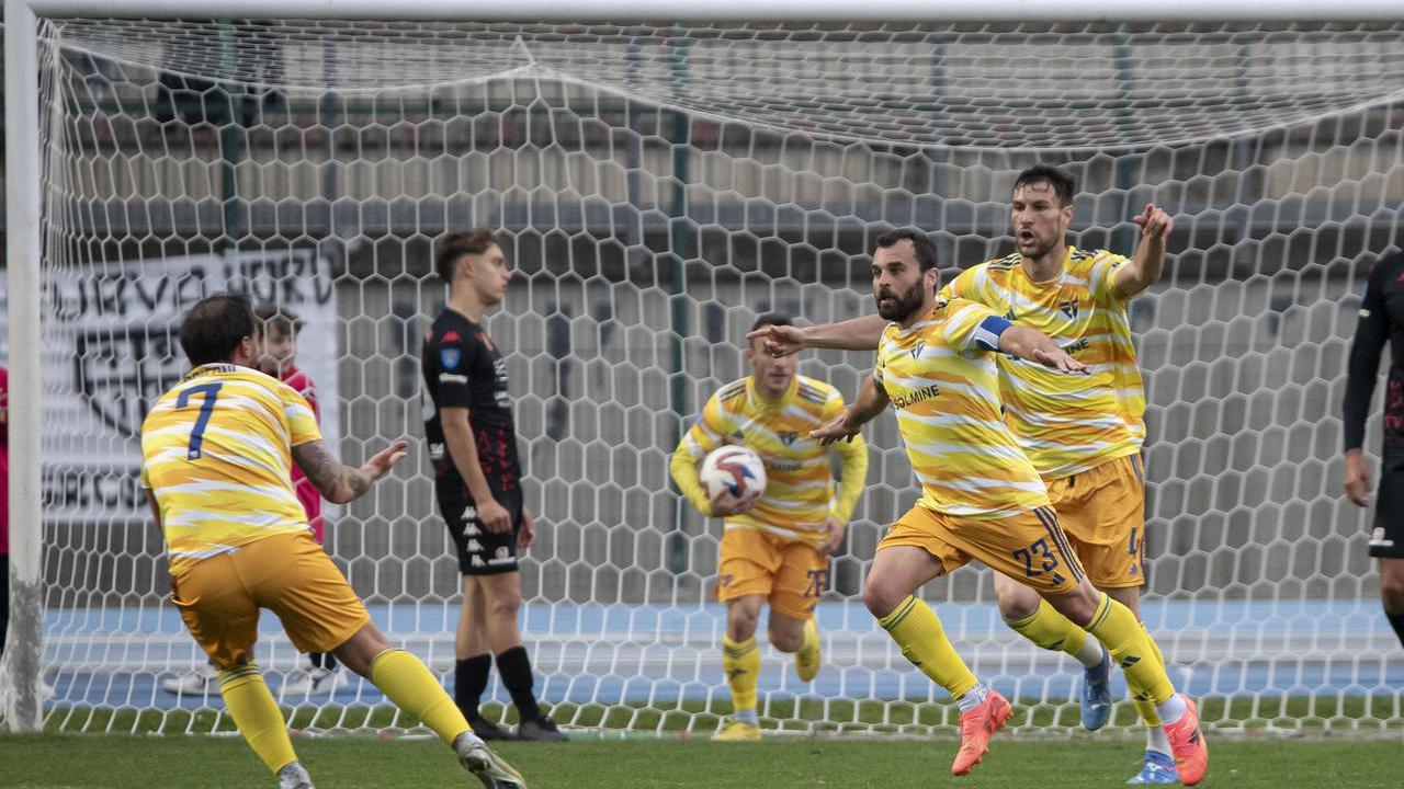 Grosseto e Folgav non si fanno male, finisce 2-2 il derby della Maremma