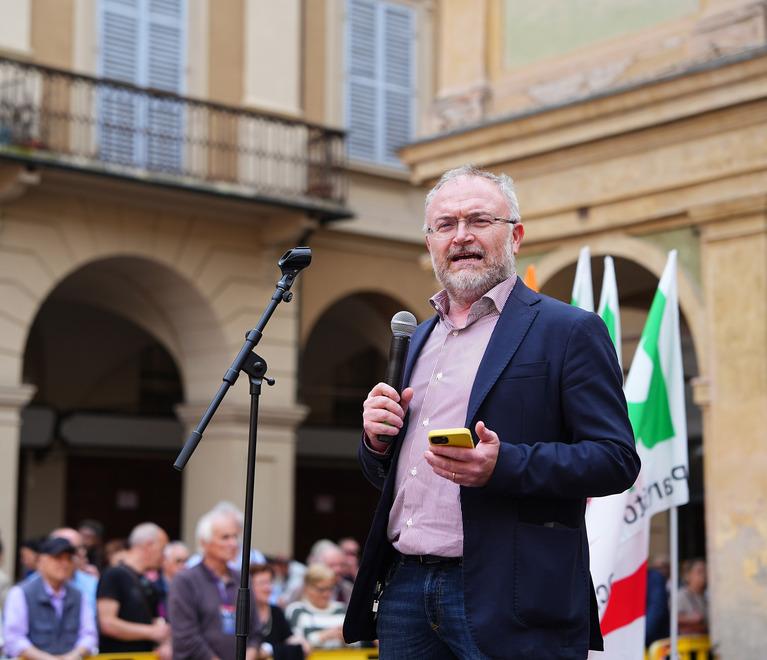 Troppi civici nelle fila del Pd, le casse del partito piangono perché 500 eletti non hanno versato le quote