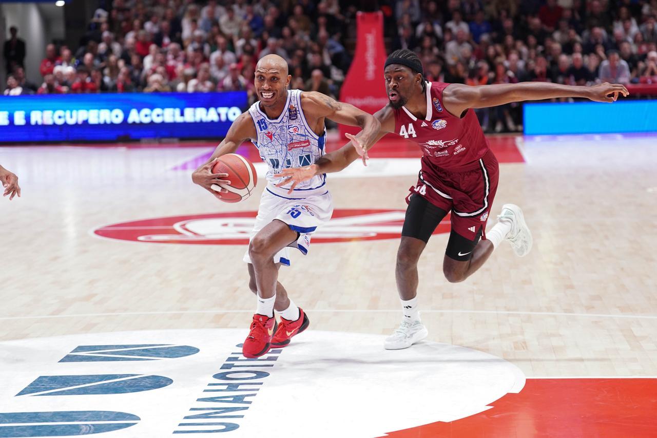 La Unahotels lotta ma alza bandiera bianca contro l’attacco di Trapani