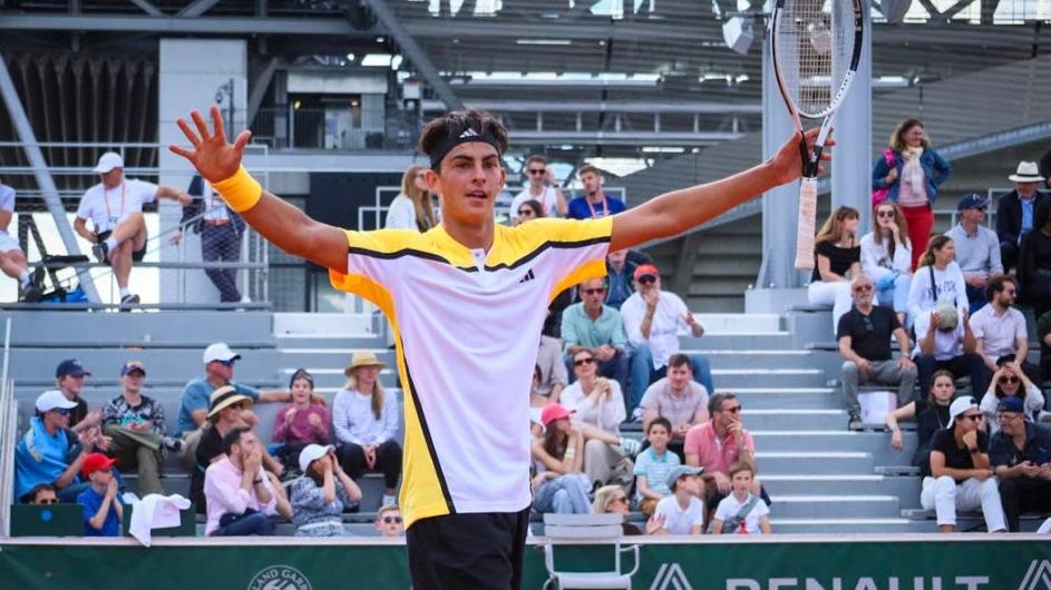 Lorenzo Carboni tennista