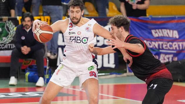 Gli Herons Montecatini al fotofinish superano San Severo ed esultano