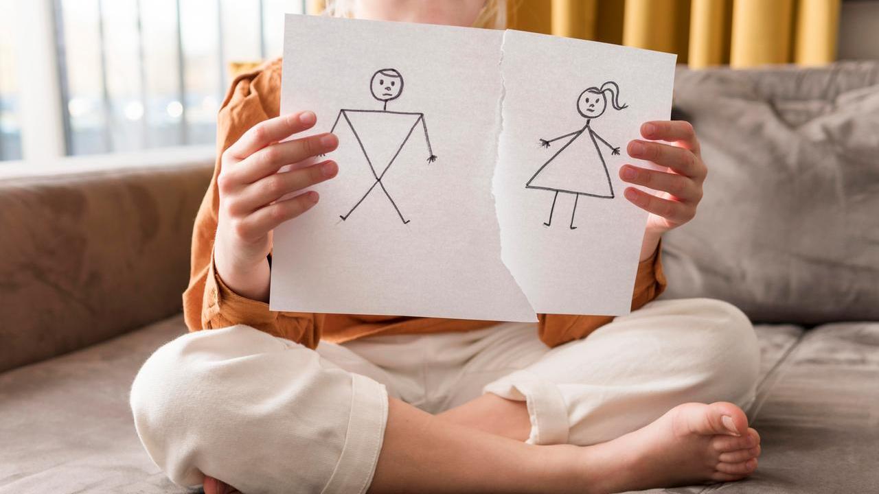 Imparare a ricomporre i rapporti tra uomo e donna: l’educazione alla sessualità e all’affettività serve anche a questo