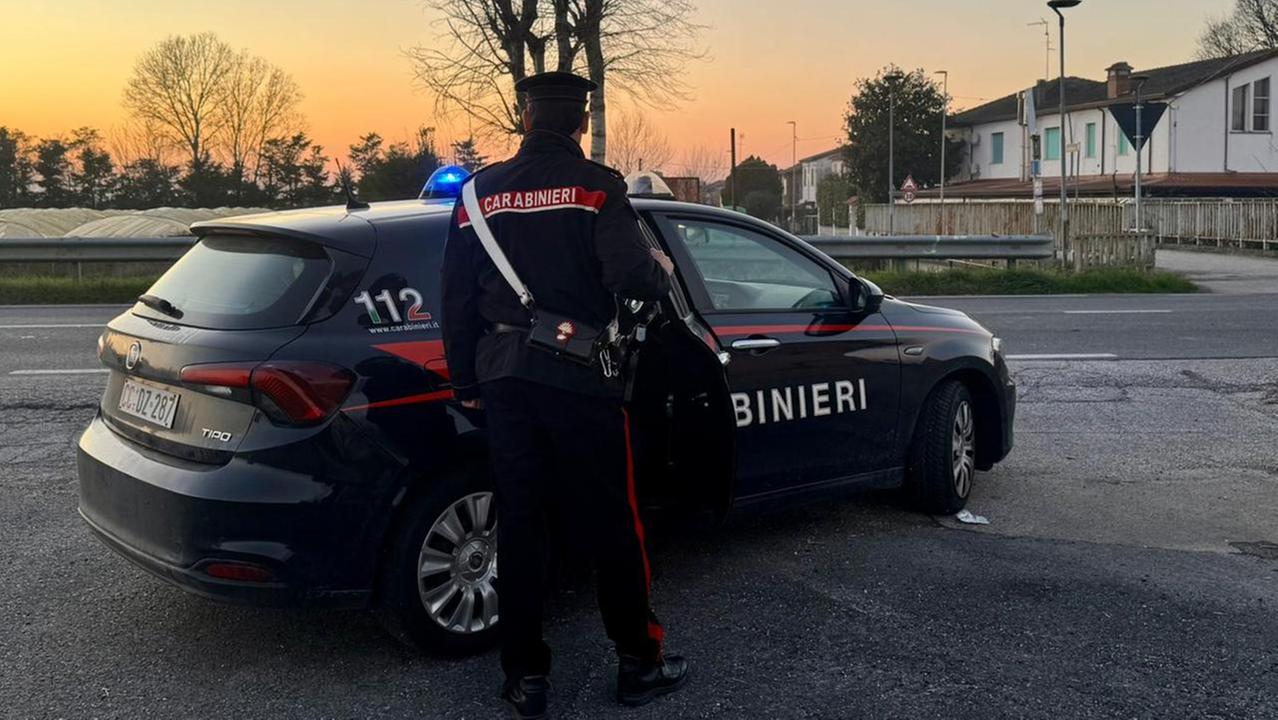 Lavoro in cambio di soldi, denunciato un uomo a Portomaggiore
