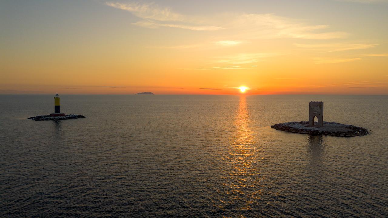 Livorno, tramonto di marzo alla Meloria. Grazie a Nico Paoli