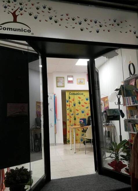Livorno, studenti fragili e tagli all’educativa: parlano i genitori dei ragazzi ciechi e sordi