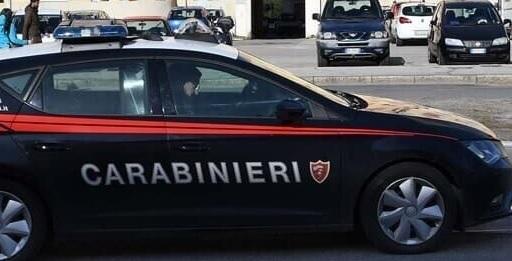  Fanno acquisti con la carta di credito rubata: denunciati due quarantenni