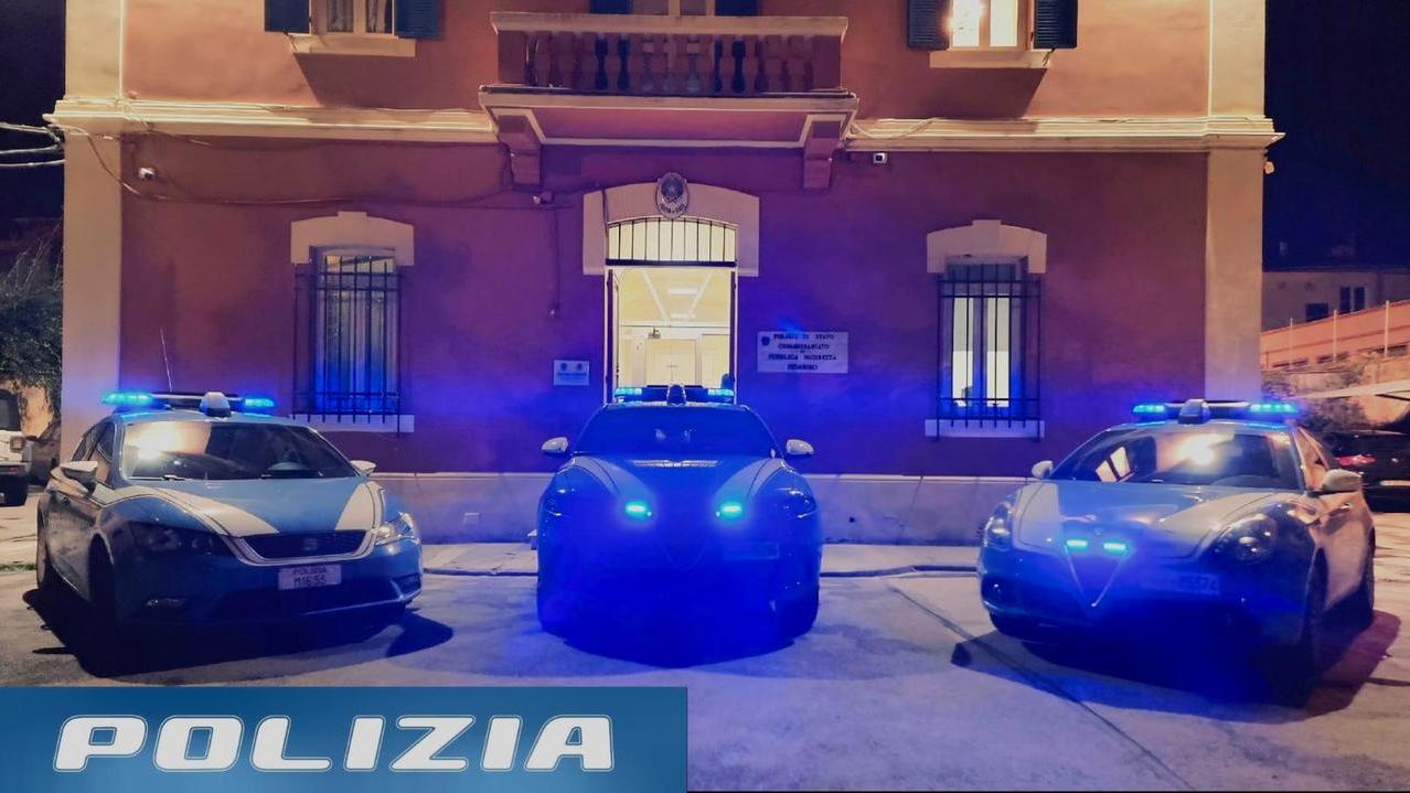 Ruba il monopattino e chiede 70 euro per restituirlo, arrestato per furto ed estorsione