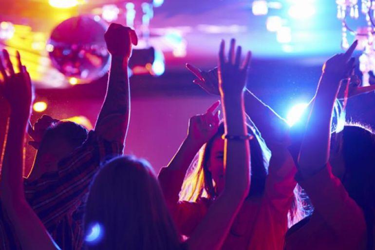 Contagi Covid nelle discoteche in Costa Smeralda: parla il direttore dell’Asl Gallura