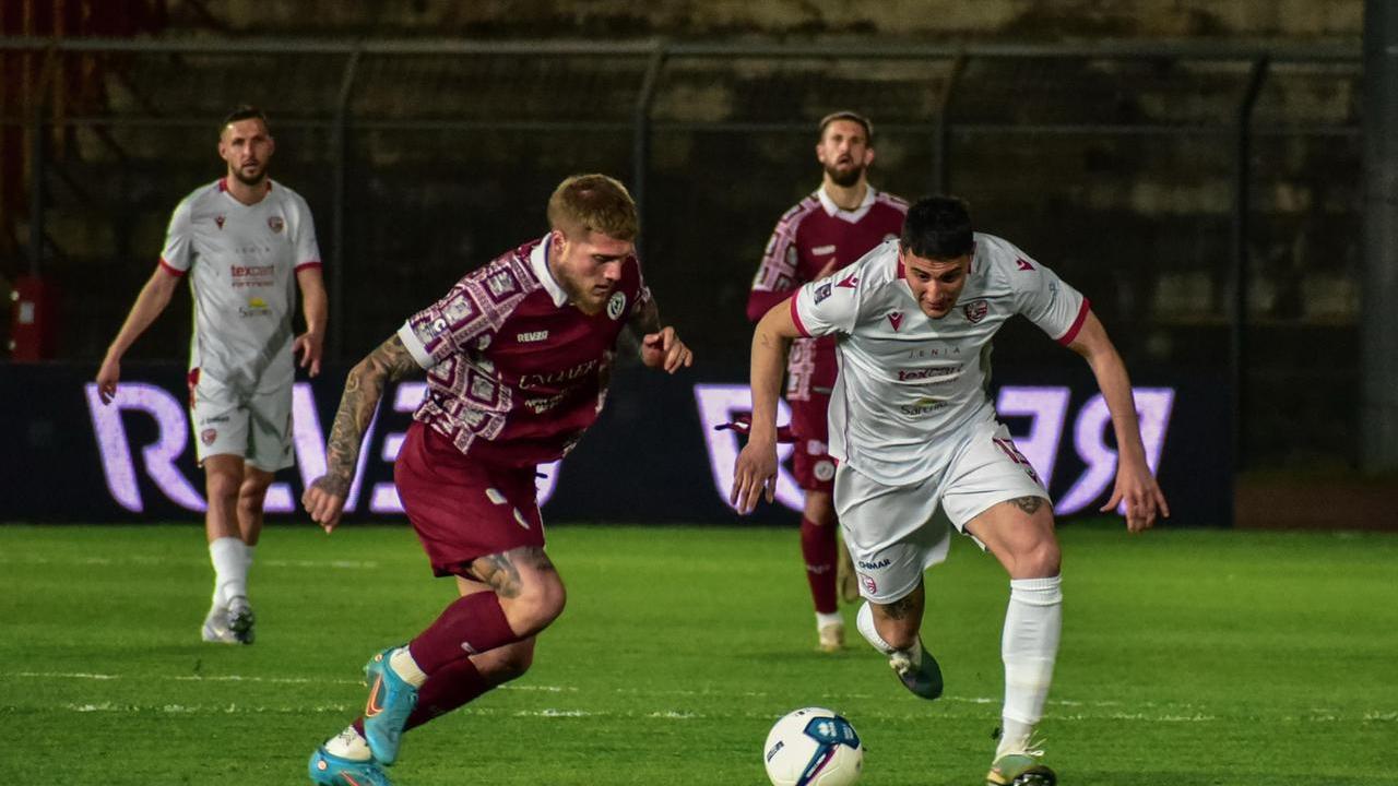 I biancorossi in campo ad Arezzo (foto SS Arezzo)