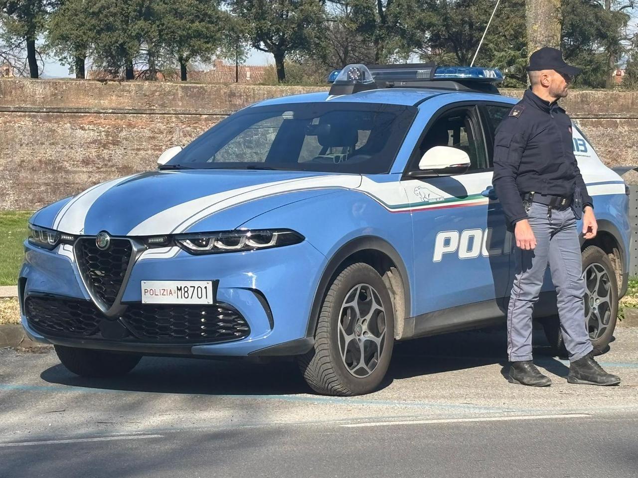 Lucca, viola il divieto di avvicinamento all’ex: arrestato