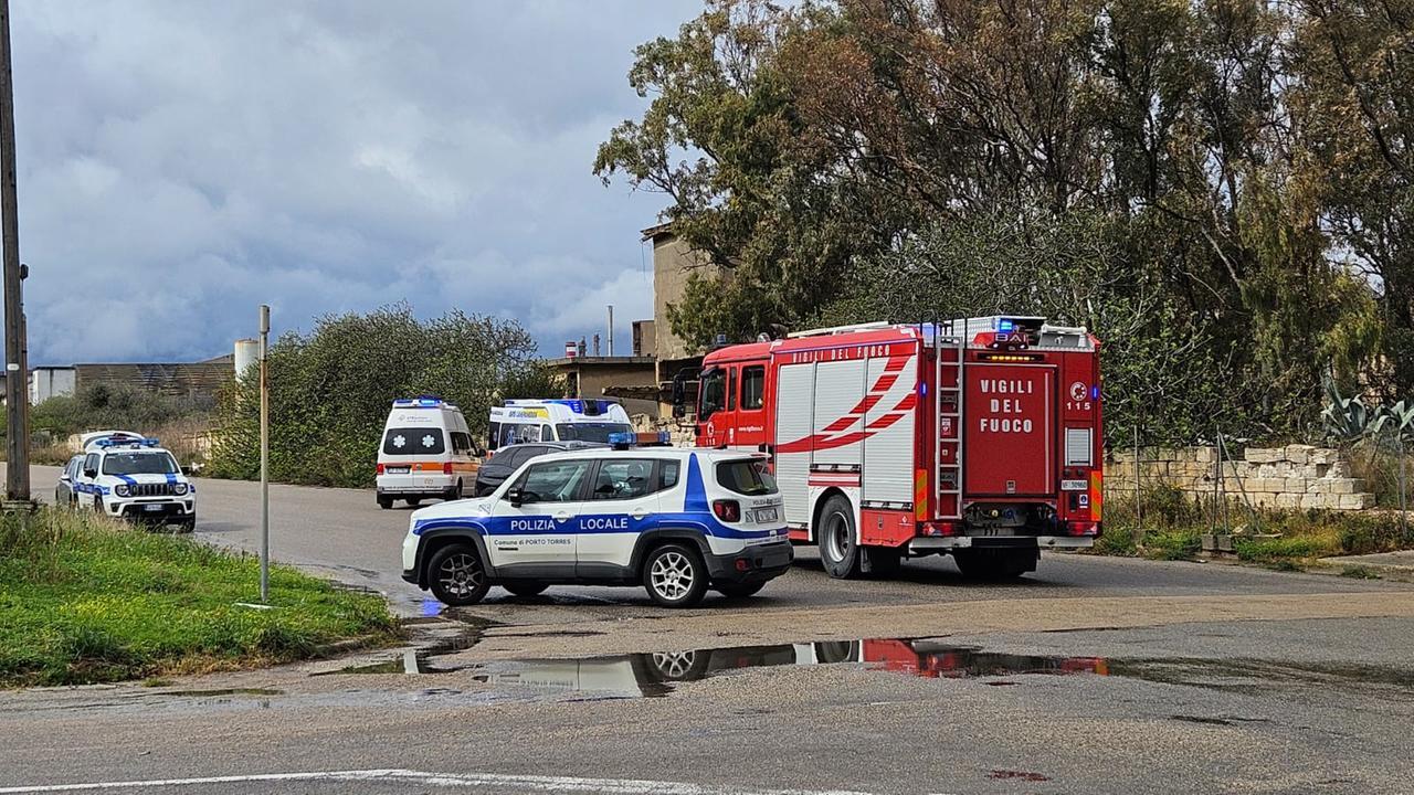 Porto Torres, schianto fra auto: due feriti al pronto soccorso