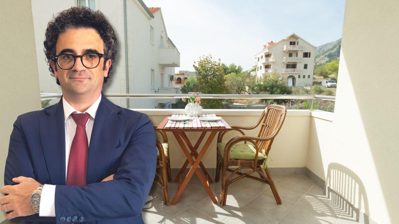 Il balconcino si trasforma
in una terrazza a tasca, ma il condominio dice no