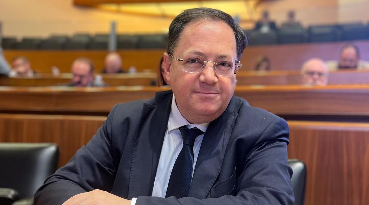 Roberto Deriu: «Province al voto, era ora. Ma sulle Città metropolitane è un pasticcio» 