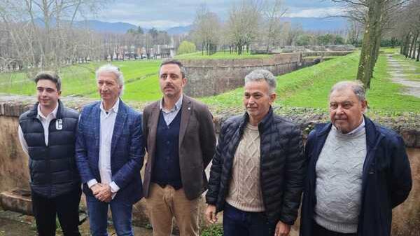 Lucca, al via la stagione del ciclismo: c’è anche il Giro della questura<br type="_moz" />