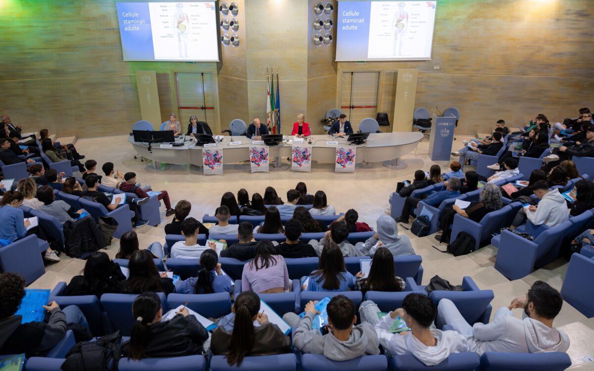 A Cagliari l’Unistem day, tra libertà, ricerca scientifica e nuove generazioni