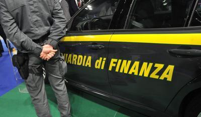 La prefetta Grazia La Fauci visita il comando provinciale della Guardia di Finanza
