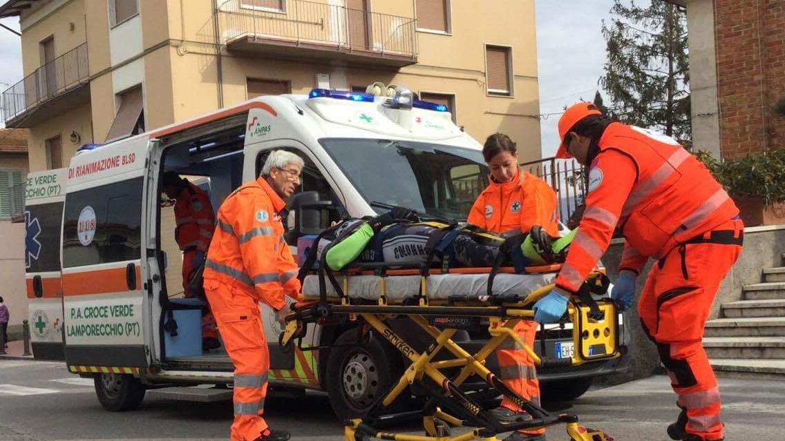 Larciano, cade da una scala in azienda. Grave un 28enne all’alba