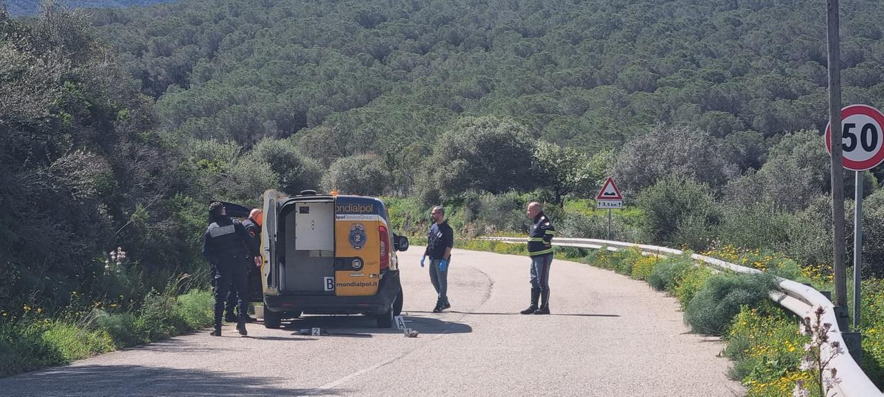 Assalto al portavalori, decine di posti di blocco in tutta la Baronia: è caccia al commando