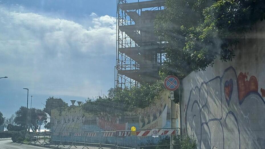 Ceschina, il Torrino del 1800 collassa: «Ma il progetto di recupero va avanti»