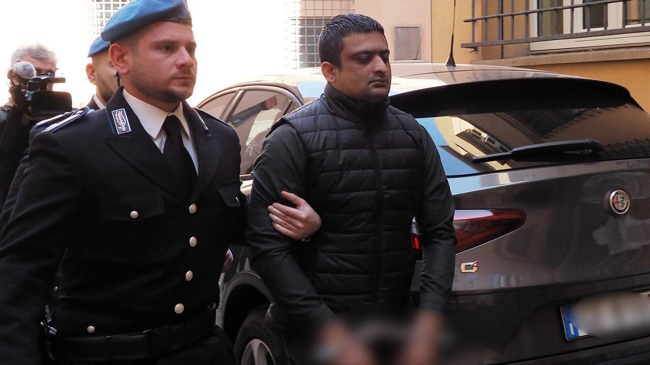 Lo zio parla a processo e tira in ballo i cugini: «Non ho ucciso io Saman. Loro hanno scavato la fossa»