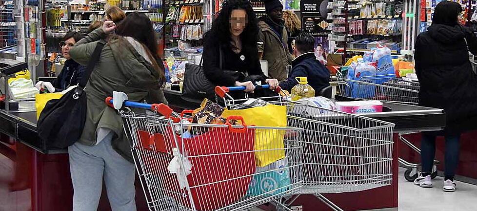 Esselunga assume per l'estate: selezioni e colloqui in due giorni