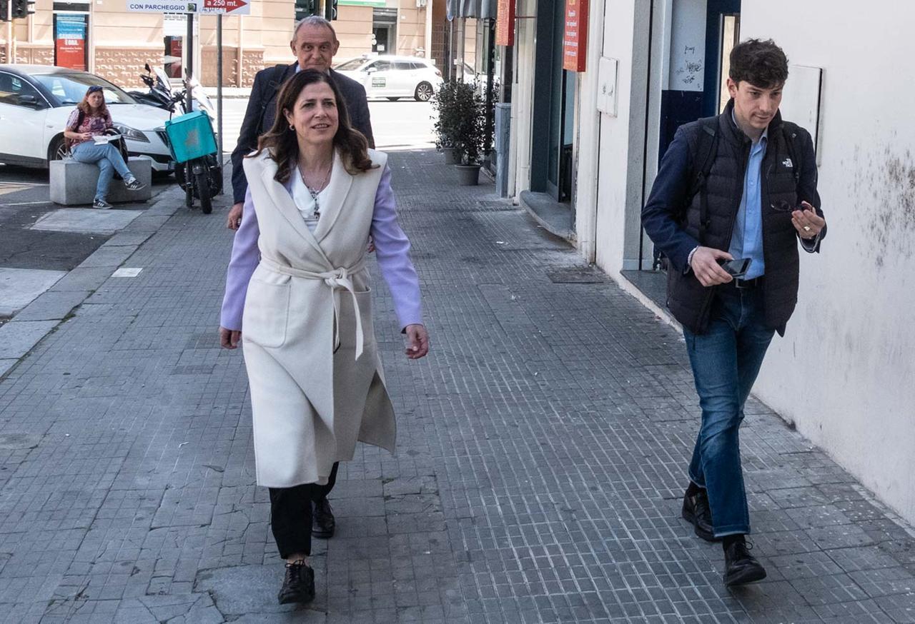 
	La presidente Alessandra Todde con il portavoce Jacopo Gasparetti

