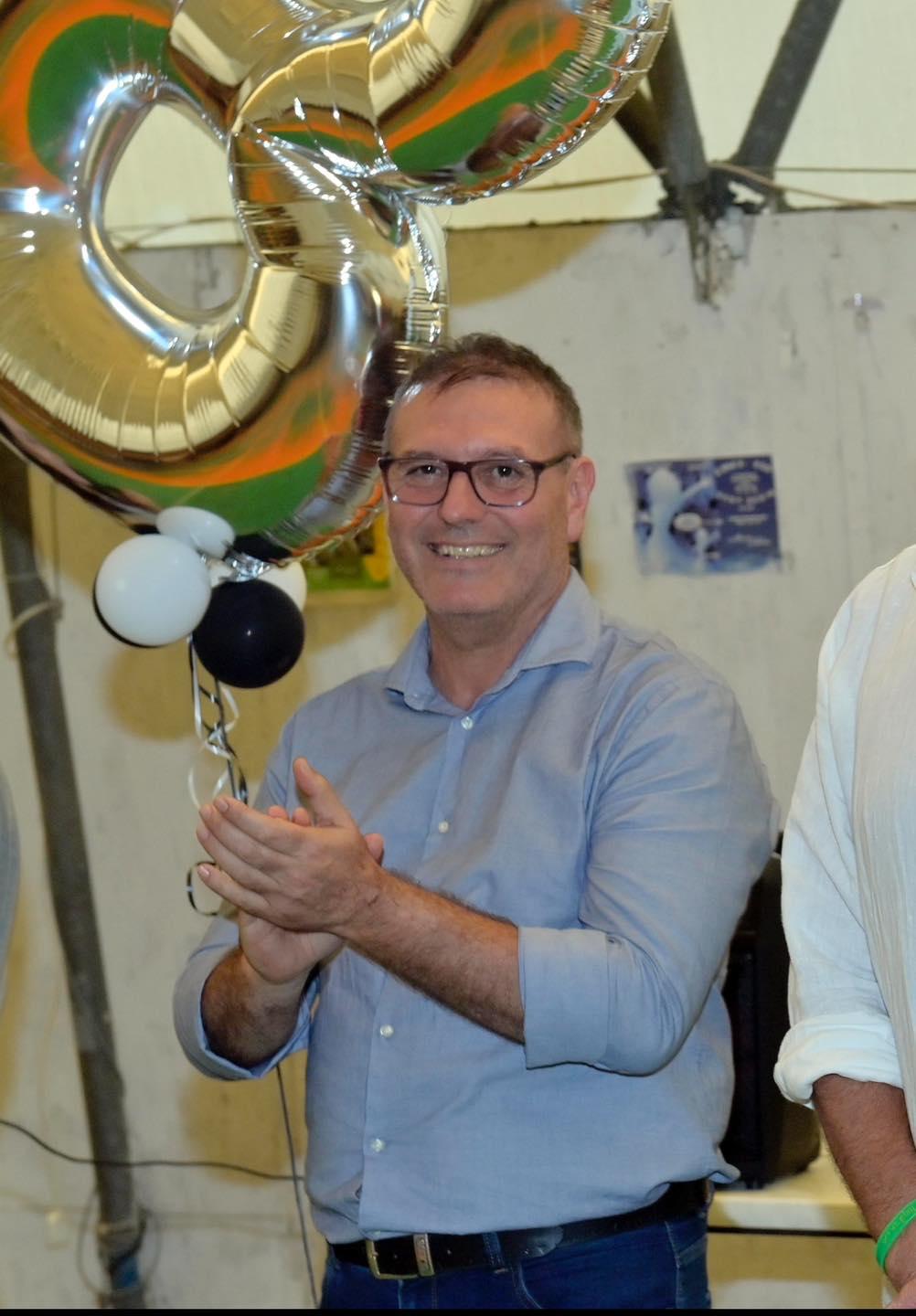 Addio al sorriso di Massimiliano, presidente degli agenti immobiliari e della Labronica pallavolo