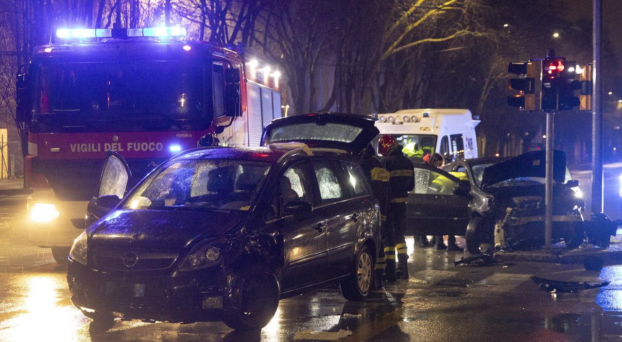 
	I soccorsi dopo l'incidente in viale Monte Kosica

